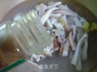 咸菜毛豆炒鱿鱼的做法步骤：6