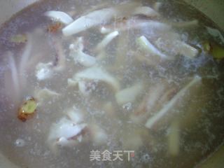 咸菜毛豆炒鱿鱼的做法步骤：7