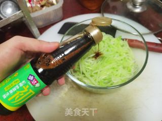 凉拌佛手瓜的做法步骤：5