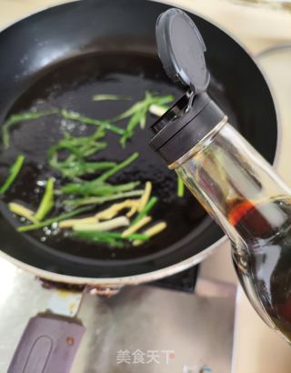 葱香鳕鱼的做法步骤：7