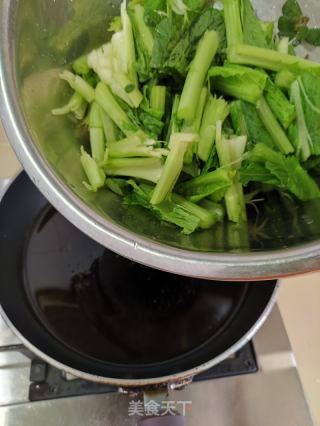 春菜肉片汤的做法步骤：5