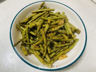 剁椒炒豆角的做法步骤：11