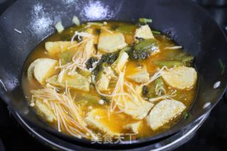 酸汤素鸡的做法步骤：3