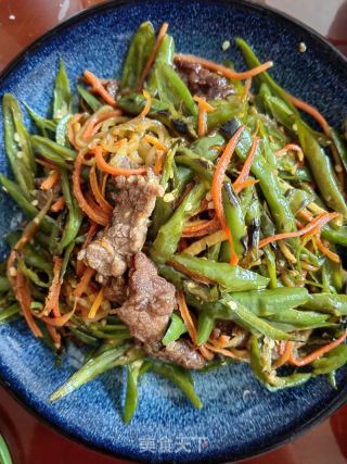 青椒炒牛肉的做法步骤：10