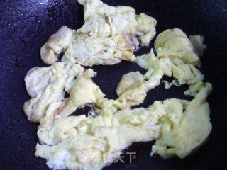 黑木耳鸡蛋炒香干的做法步骤：7