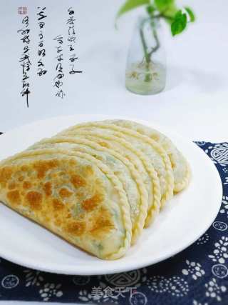 韭菜盒子的做法步骤：1
