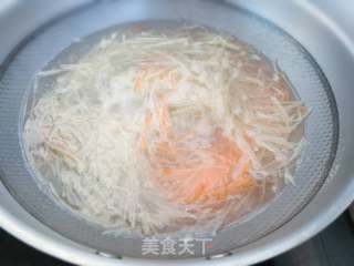 香辣土豆丝的做法步骤：3