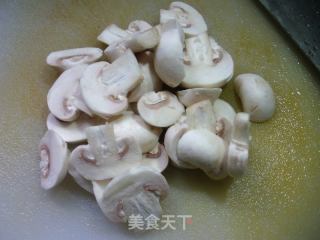 蘑菇炒白菜咸齑的做法步骤：3