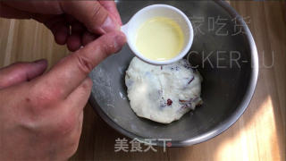 糯米红枣糕，浓郁的红枣味、糯唧唧的、奶香味十足！的做法步骤：6