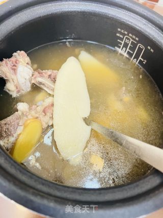 喝了可以补钙长高的黄豆牛骨汤的做法步骤：4