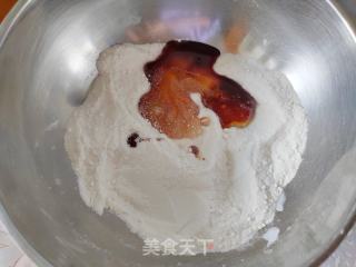 枣泥豆沙米月饼的做法步骤：7