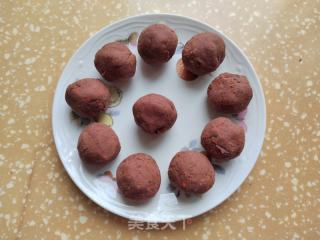 枣泥豆沙米月饼的做法步骤：10