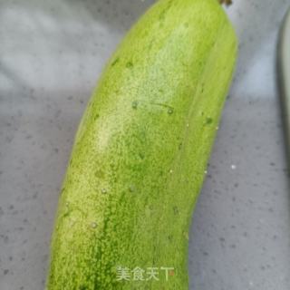 黄瓜拌鸡肝的做法步骤：1