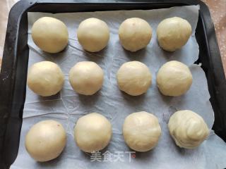 枣泥豆沙蛋黄酥的做法步骤：18