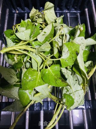 空心菜鸡蛋汤的做法步骤：2
