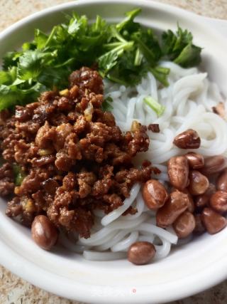 肉沫米粉的做法步骤：7