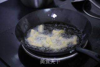 夜开花烧素肠的做法步骤：1