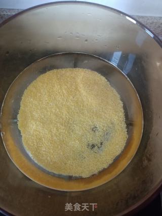 小碴白米粥的做法步骤：1
