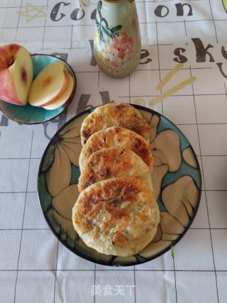 粉条鸡蛋韭菜馅饼的做法步骤：10