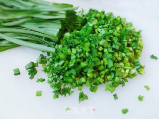 韭菜牛肉馅水饺的做法步骤：3