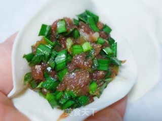 韭菜牛肉馅水饺的做法步骤：7
