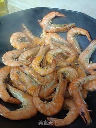 油爆大虾的做法步骤：6