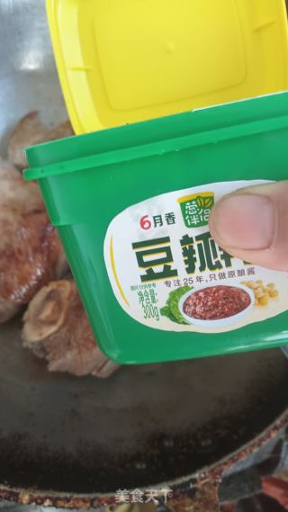 高压锅版酱大骨的做法步骤：5