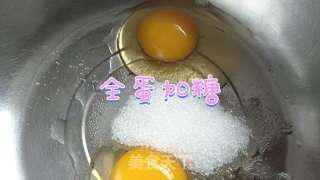 全蛋打发的纸杯蛋糕的做法步骤：1