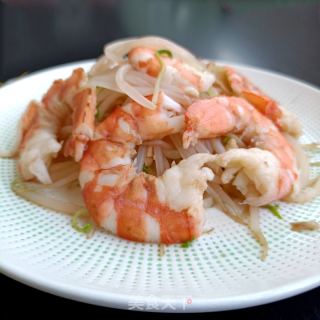 鲜虾拌绿豆芽的做法