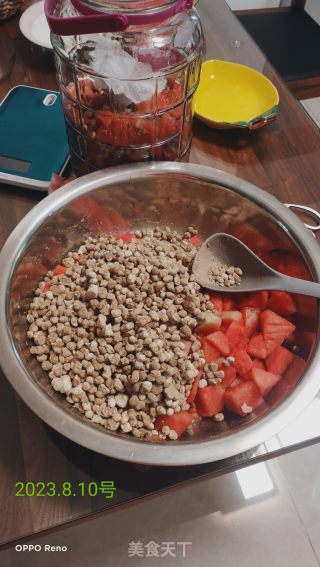辣椒炒西瓜酱豆的做法步骤：1
