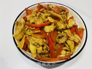 甜椒子姜炒肉的做法步骤：11