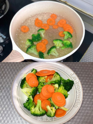 日式肥牛饭的做法步骤：1