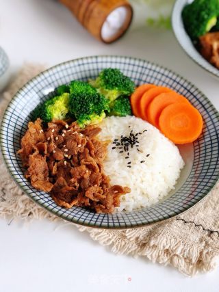 日式肥牛饭的做法步骤：9