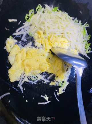 蛋炒饭的做法步骤：11