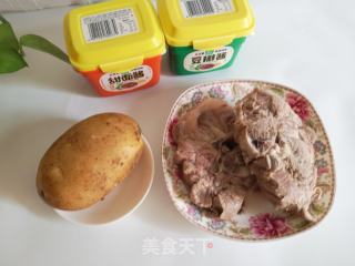 酱梅花骨的做法步骤：1