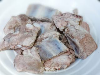 酱香排骨的做法步骤：2