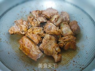 酱香排骨的做法步骤：4