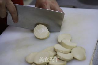 蜜汁素鸡的做法步骤：1