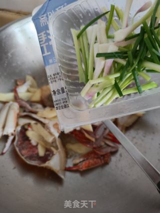 子姜炒蟹的做法步骤：9