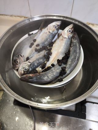 豆豉蒸巴浪鱼的做法步骤：5
