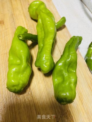 芹菜炒牛肉的做法步骤：3