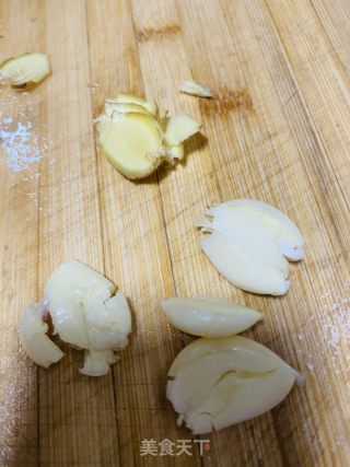 芹菜炒牛肉的做法步骤：6
