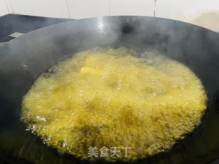 香酥红尾鱼的做法步骤：7