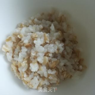 毛豆炒肉的做法步骤：2