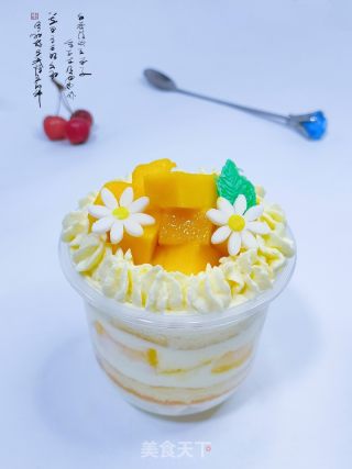 芒果盒子蛋糕的做法步骤：1
