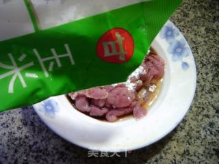 瘦肉大蒜炒千张的做法步骤：4