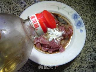 瘦肉大蒜炒千张的做法步骤：5