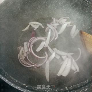 洋葱炒羊腰子的做法步骤：6