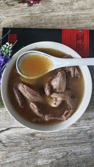 阿胶炖乳鸽的做法步骤：7