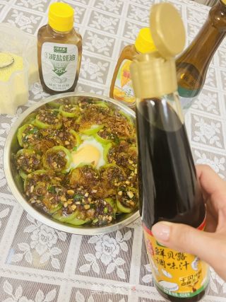 吃个比肉菜还香的素菜蒜蓉蒸丝瓜吧！的做法步骤：7
